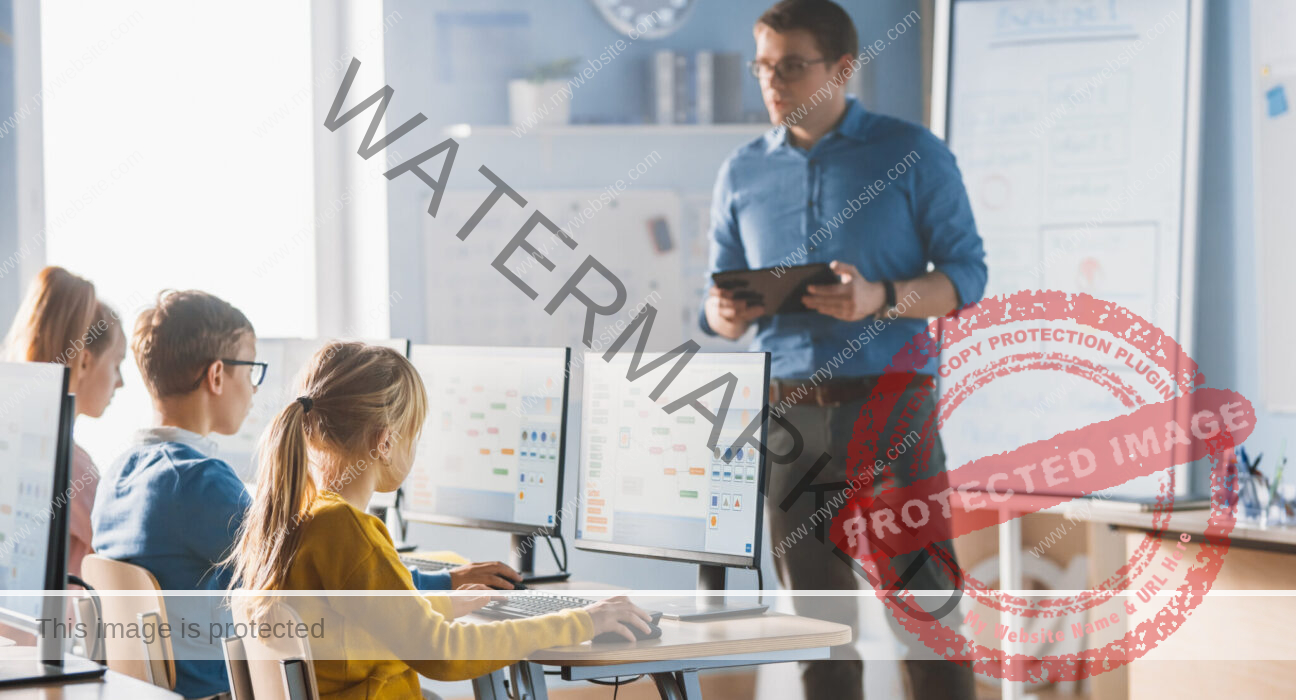 Khan Academy partners with iteach on AI-Powered teacher training tool